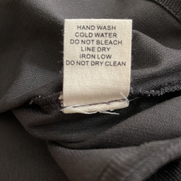 FAHION ON EARTH Corduroy Skirt - Picture 9 of 10